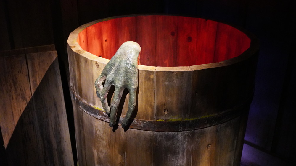 ホラーにふれる展